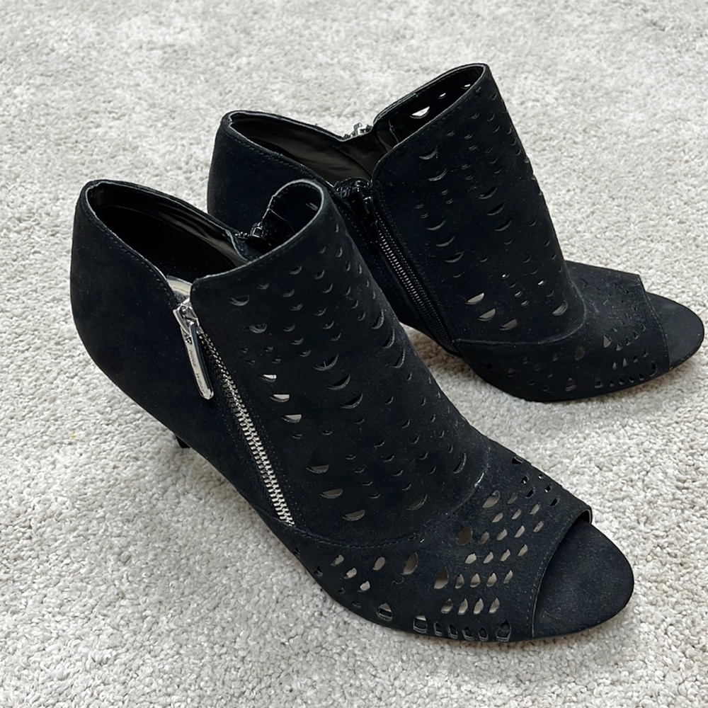 Nine West Peep toe booties